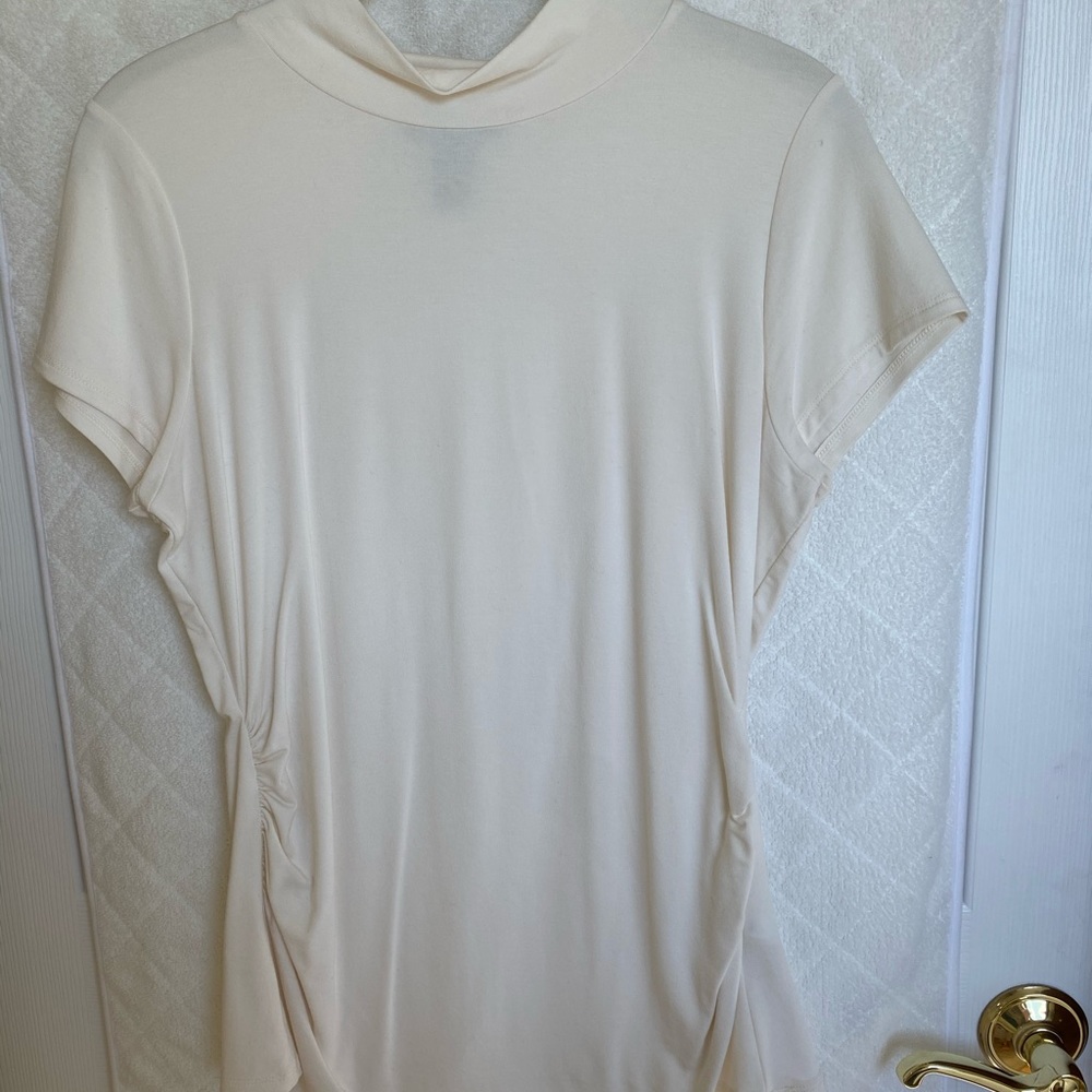 WHBM Cream Ruched Mock Neck Short Sleeve Top, Med